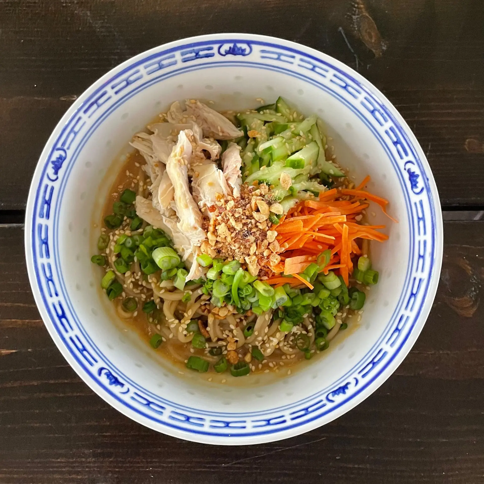 san-si-wu-chinese-restaurant-cayman-Sesame-Chicken-Noodles